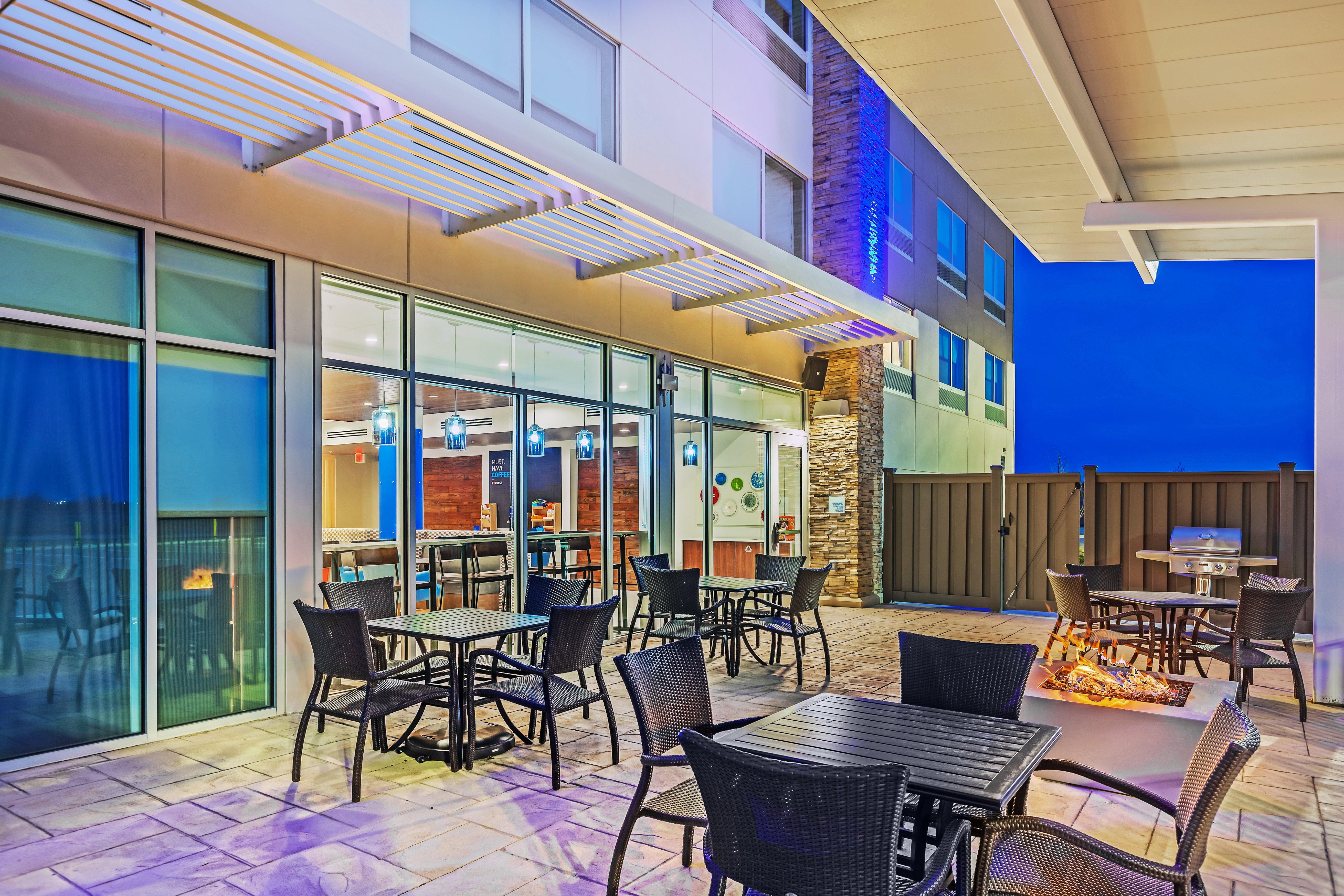 Holiday Inn Express And Suites Chanute By Ihg Eksteriør bilde